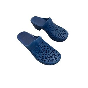 Dansko Pippa clogs in blue US 6-6.5